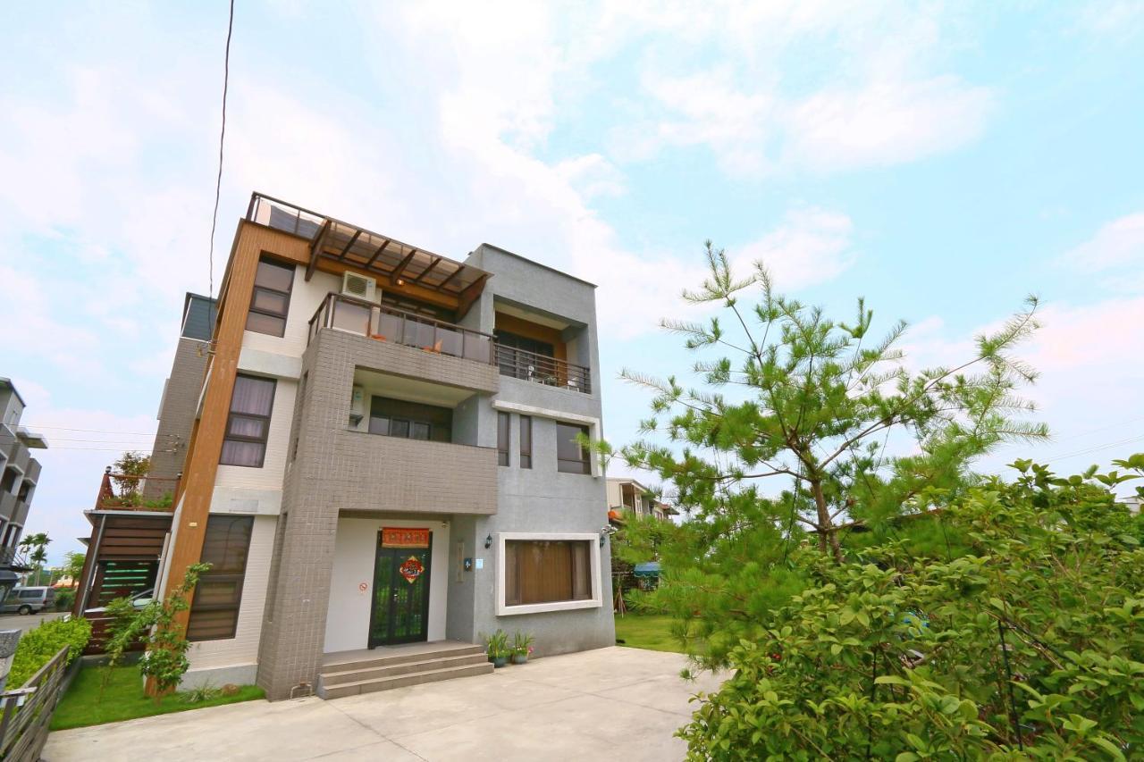 Sakura Love River Bed And Breakfast Dongshan  Exterior photo