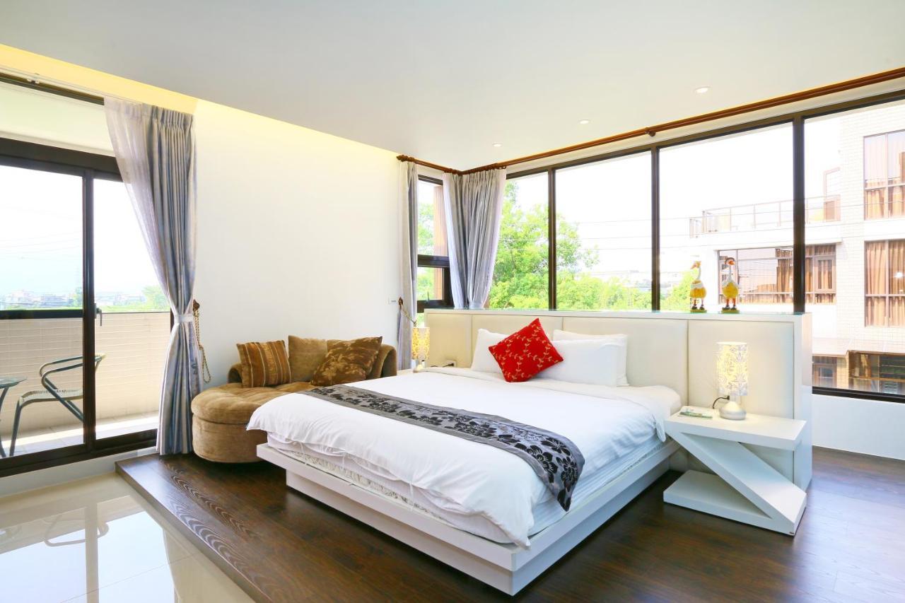 Sakura Love River Bed And Breakfast Dongshan  Exterior photo