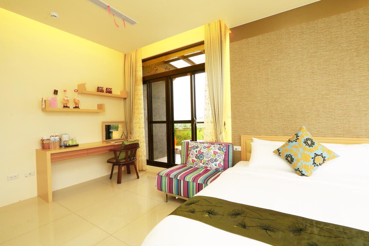 Sakura Love River Bed And Breakfast Dongshan  Exterior photo