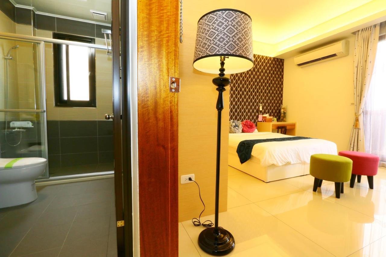 Sakura Love River Bed And Breakfast Dongshan  Exterior photo