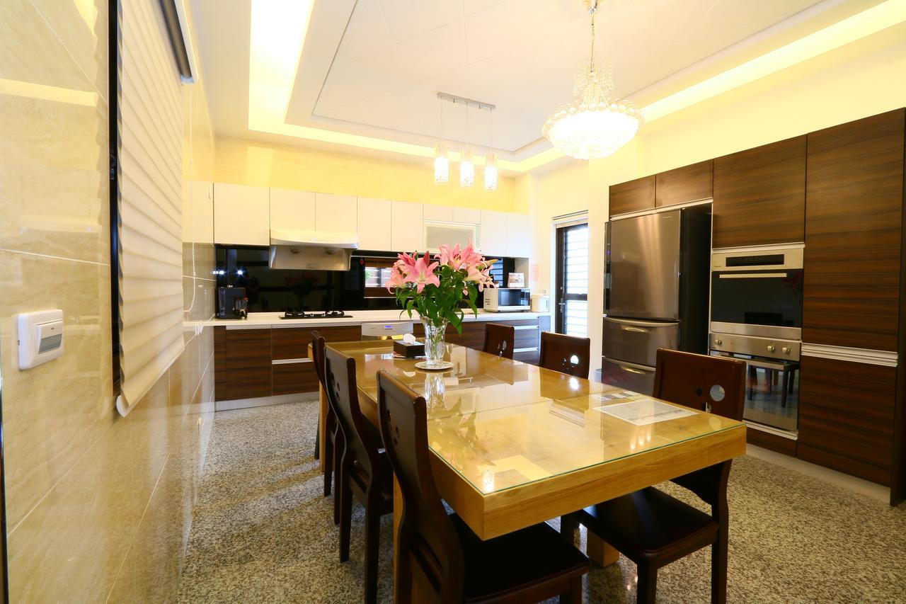 Sakura Love River Bed And Breakfast Dongshan  Exterior photo
